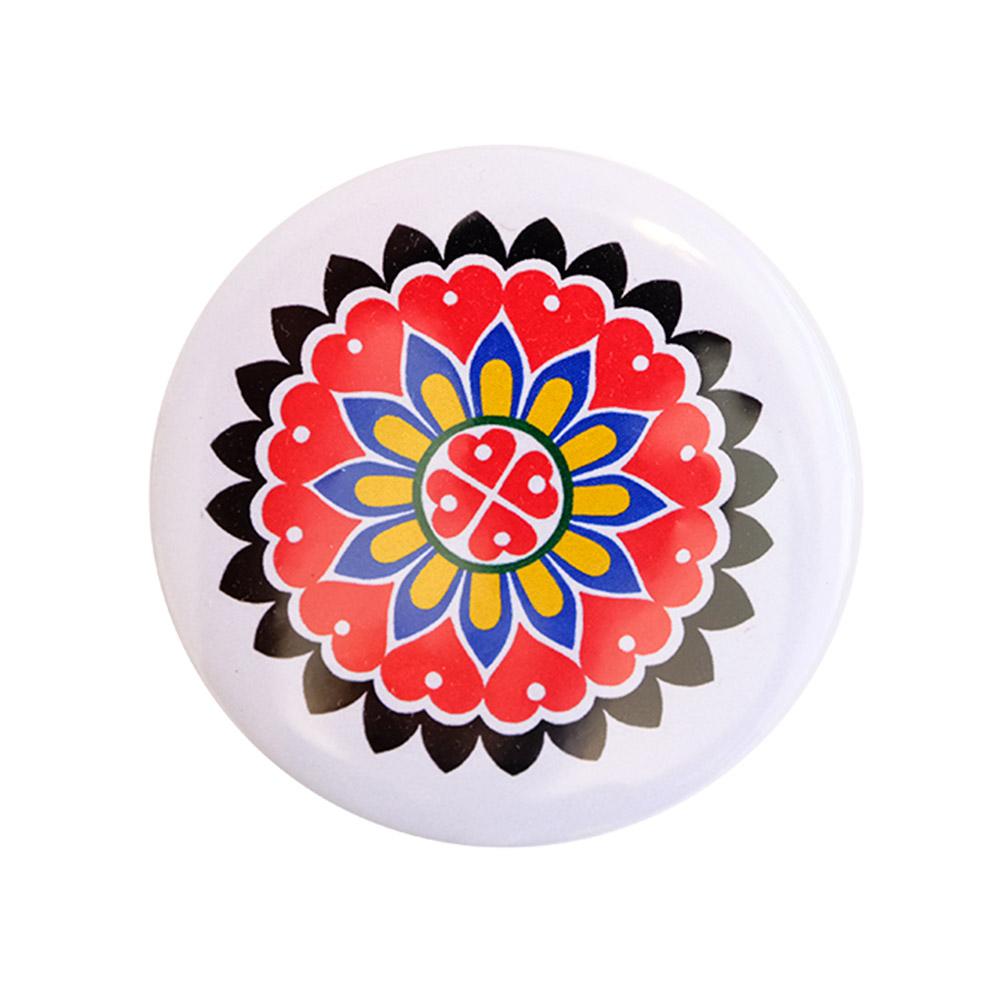 Buttonek s ornamentem - Uherskohradišťsko